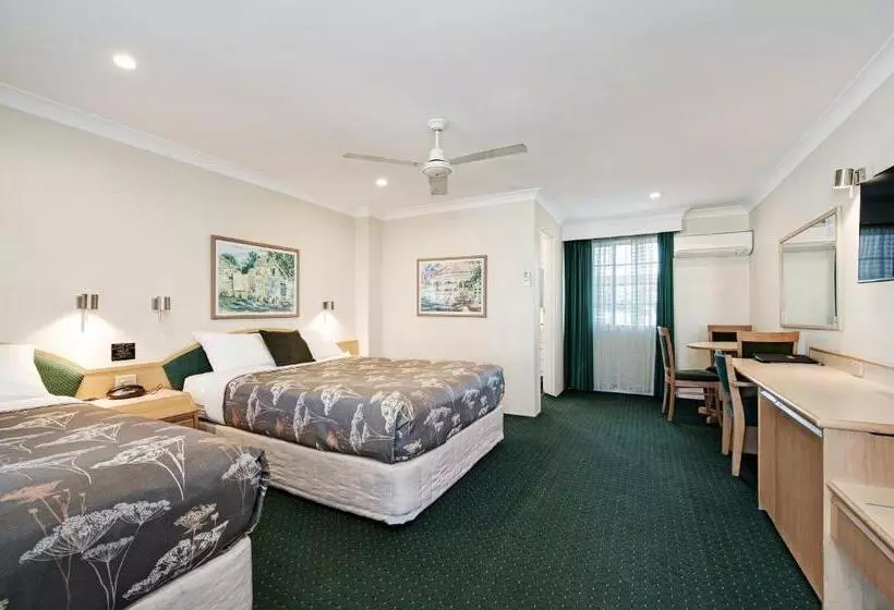 מוטל Colonial Terrace Motor Inn