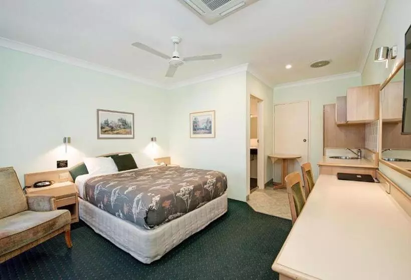 מוטל Colonial Terrace Motor Inn