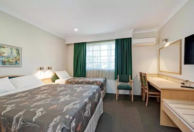 מוטל Colonial Terrace Motor Inn