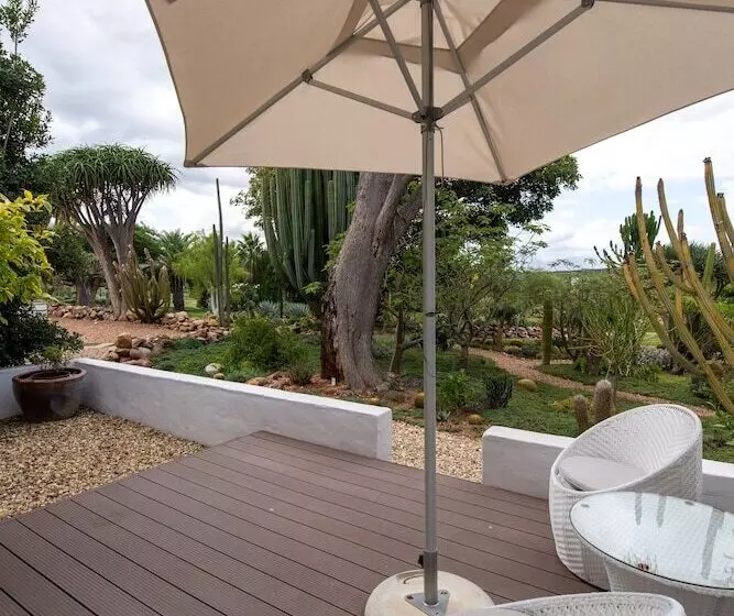 بنسيون Mo & Rose At Soekershof