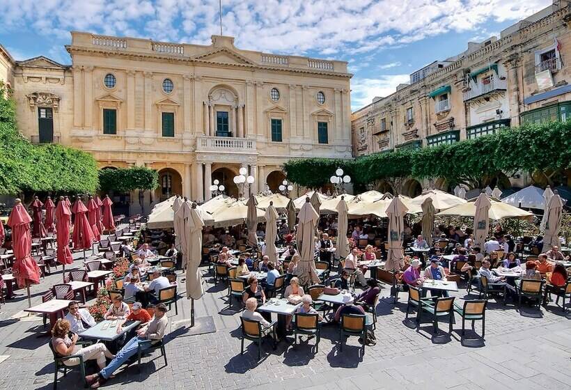 Spinola Bay Top Floor Seafront 3 Bedroom Apartment With Panoramic Sea Views   By Getawaysmalta