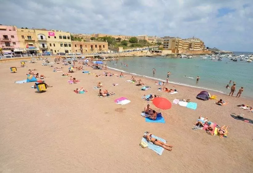 Spinola Bay Top Floor Seafront 3 Bedroom Apartment With Panoramic Sea Views By Getawaysmalta