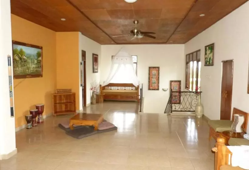 Villa Agung Khalia