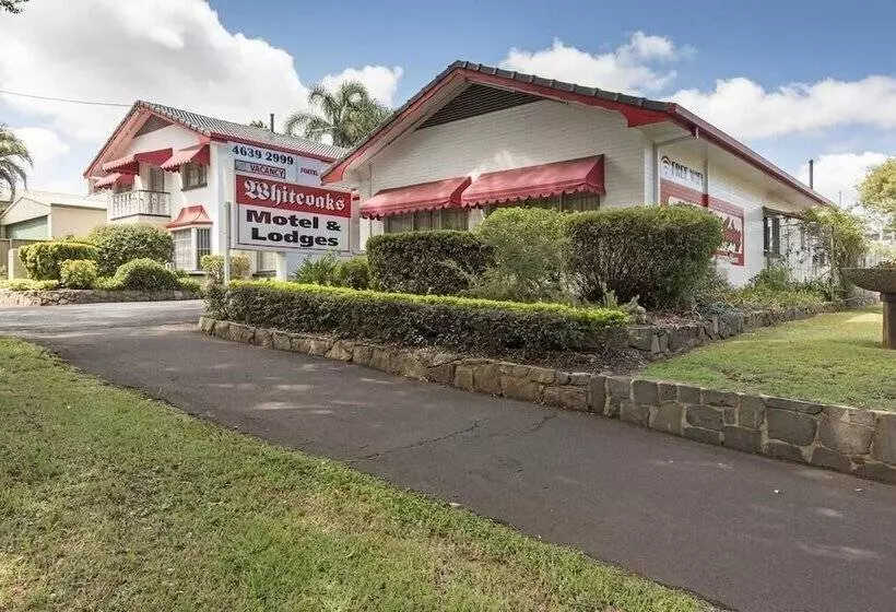Whiteoaks Motel & Lodges
