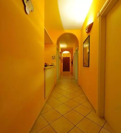 تختخواب و صبحانه Barocco.oberdan