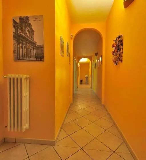 تختخواب و صبحانه Barocco.oberdan