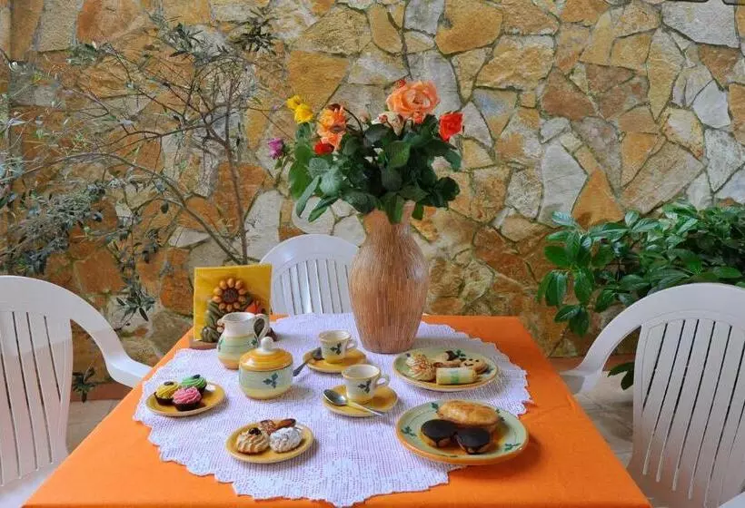 تختخواب و صبحانه Barocco.oberdan