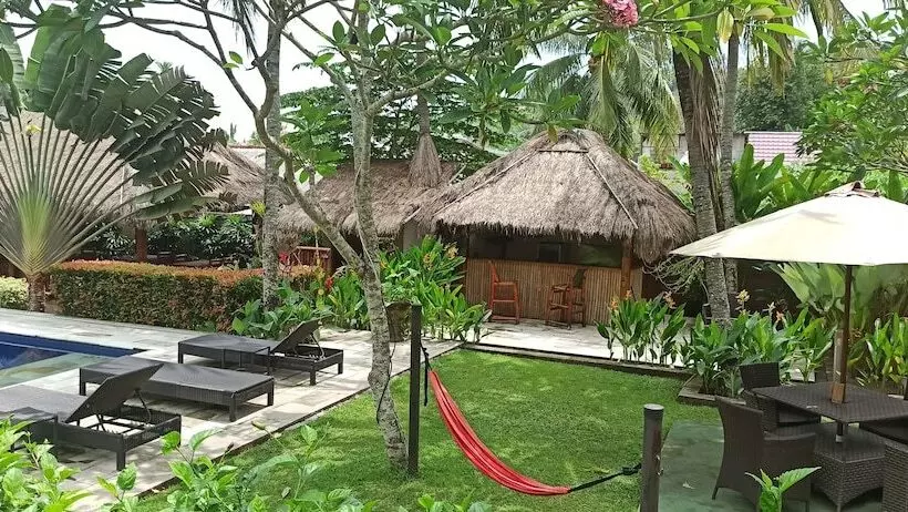 Отель Mama Bella's Retreat