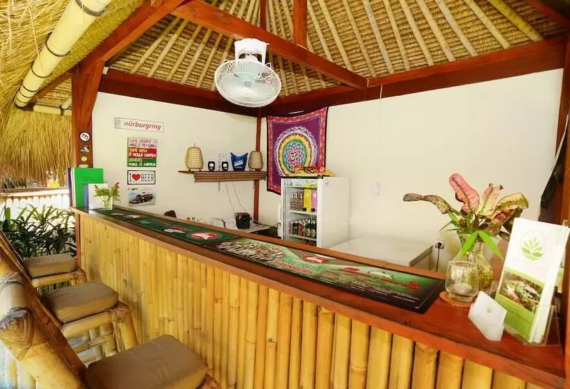 Отель Mama Bella's Retreat