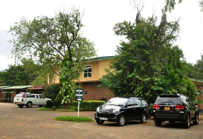 فندق M.p.s.village