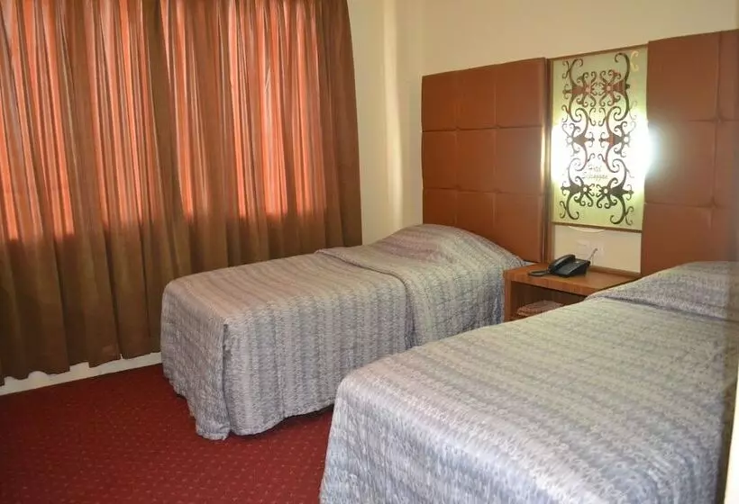 Отель Sepinggan