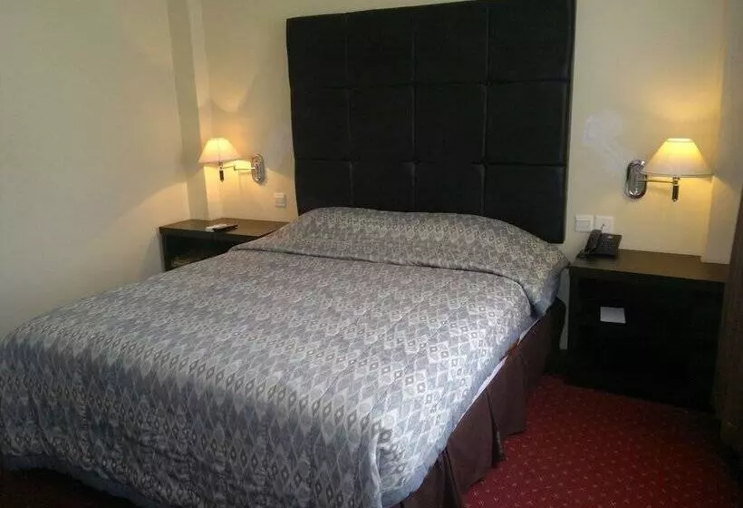 Отель Sepinggan