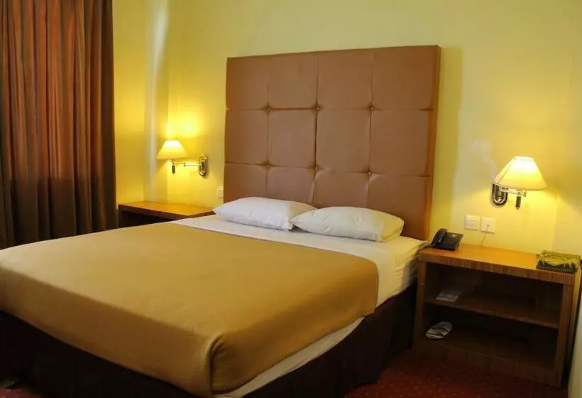 Отель Sepinggan