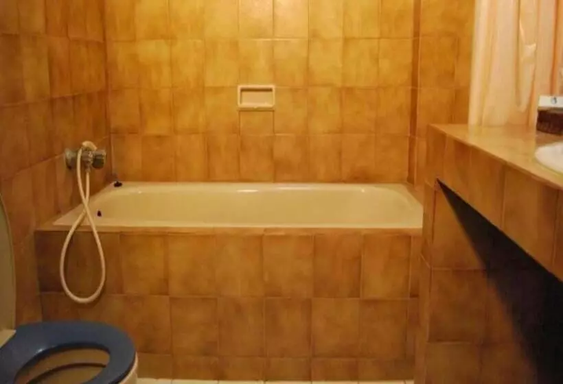 Отель Sepinggan