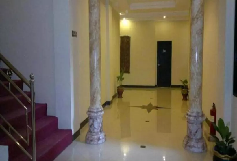 Отель Sepinggan