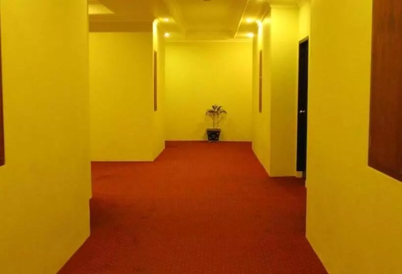 Отель Sepinggan