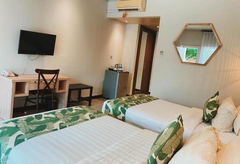 Sylvia Hotel & Resort Komodo