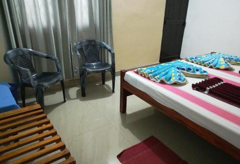 בית מלון כפרי Travelers Holiday Resort