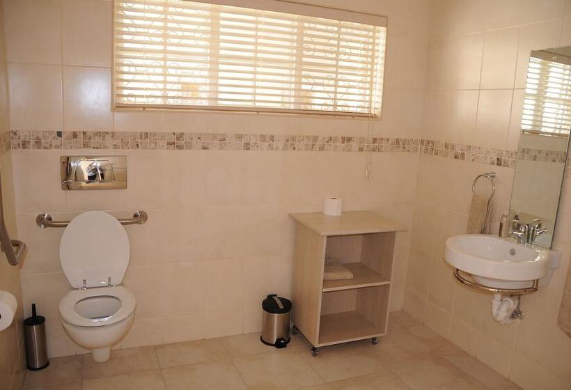 פנסיון A&a Guesthouse