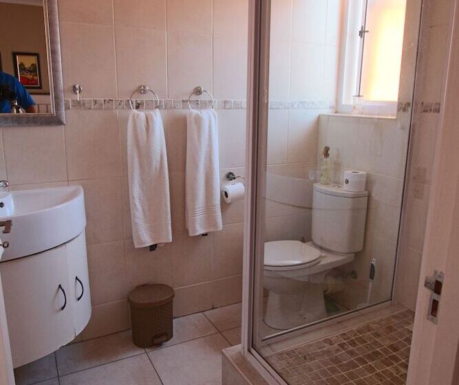 פנסיון A&a Guesthouse