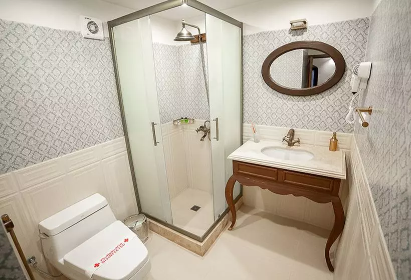 Hooman Boutique Hotel