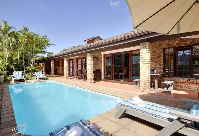 Bed and Breakfast Marlin Lodge St Lucia