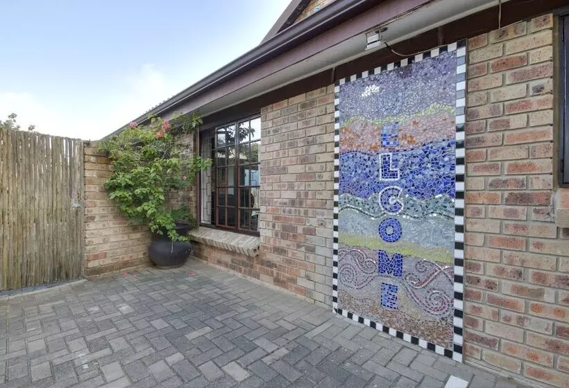 Bed and Breakfast Marlin Lodge St Lucia