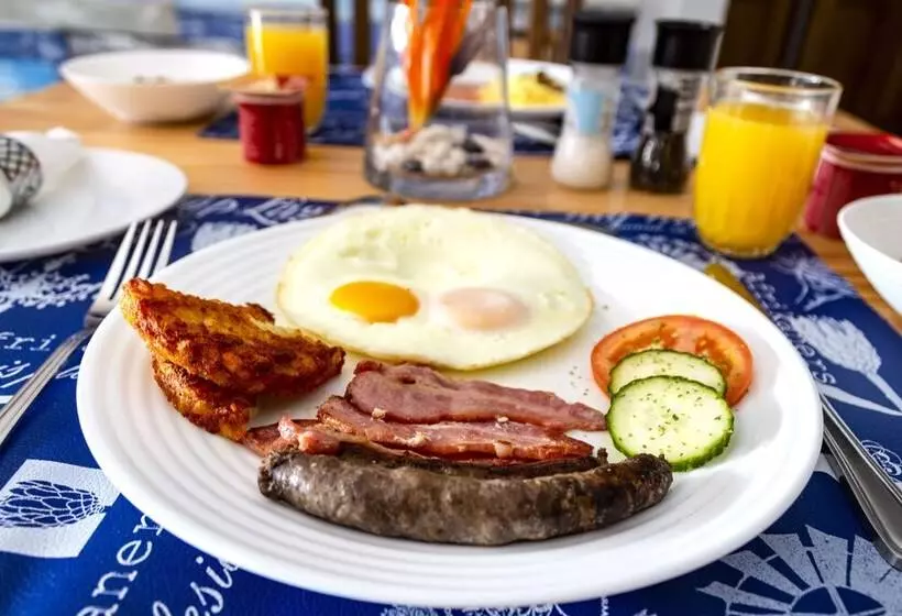 Bed and Breakfast Marlin Lodge St Lucia