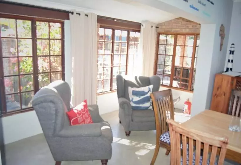 Bed and Breakfast Marlin Lodge St Lucia