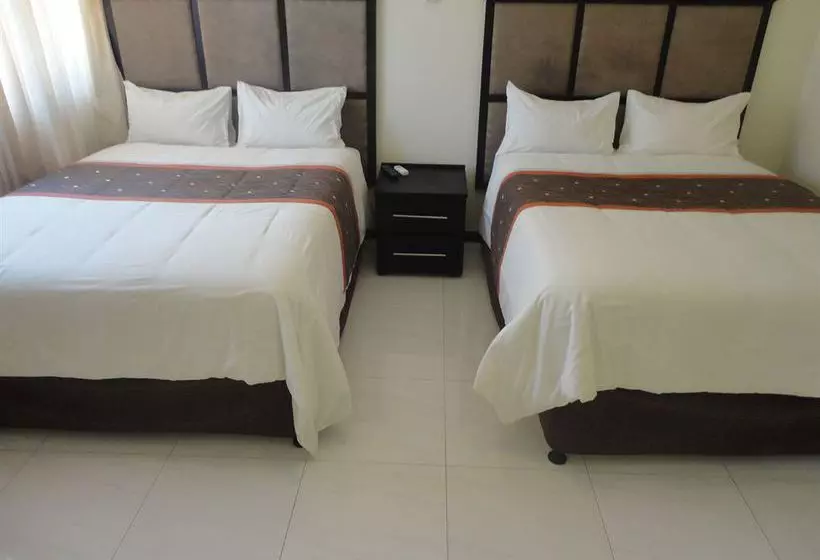 هتل Global Village Guest House