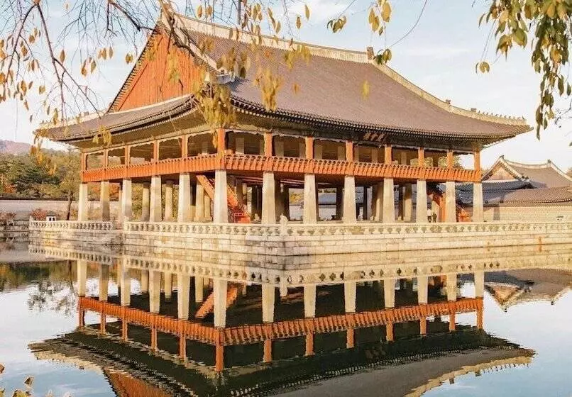 בית מלון כפרי Lex Tourist