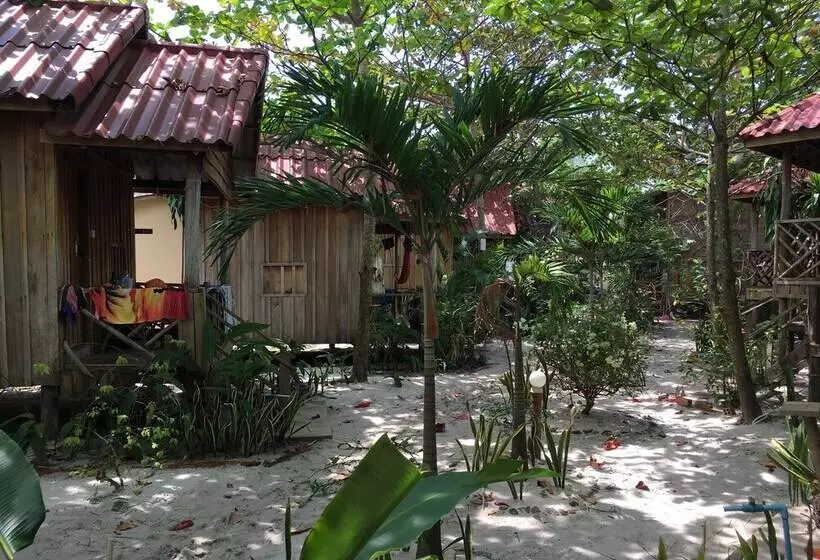 Отель Otres Beach Resort