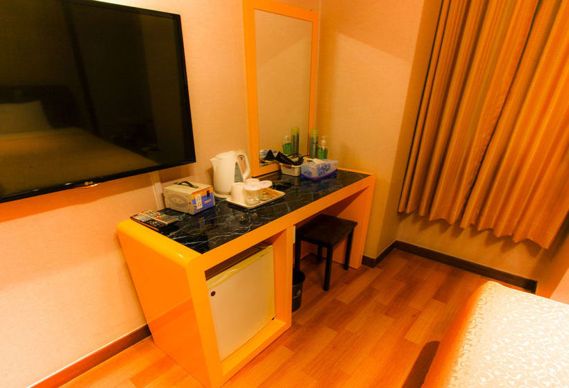 בית מלון כפרי Palace Namdaemun