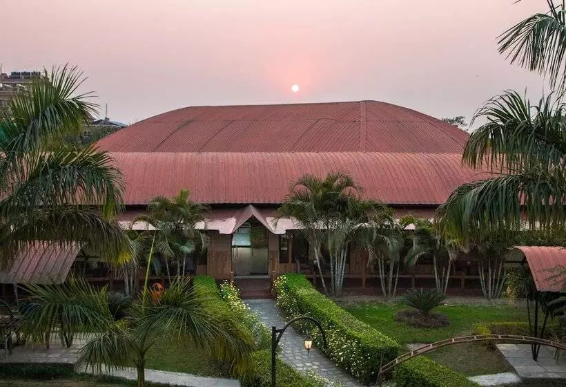 هتل Seven Limited