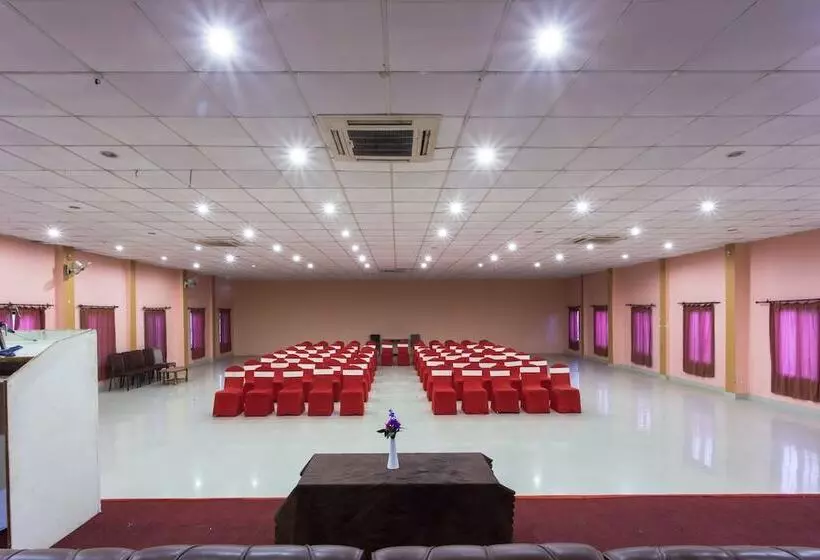 هتل Seven Limited