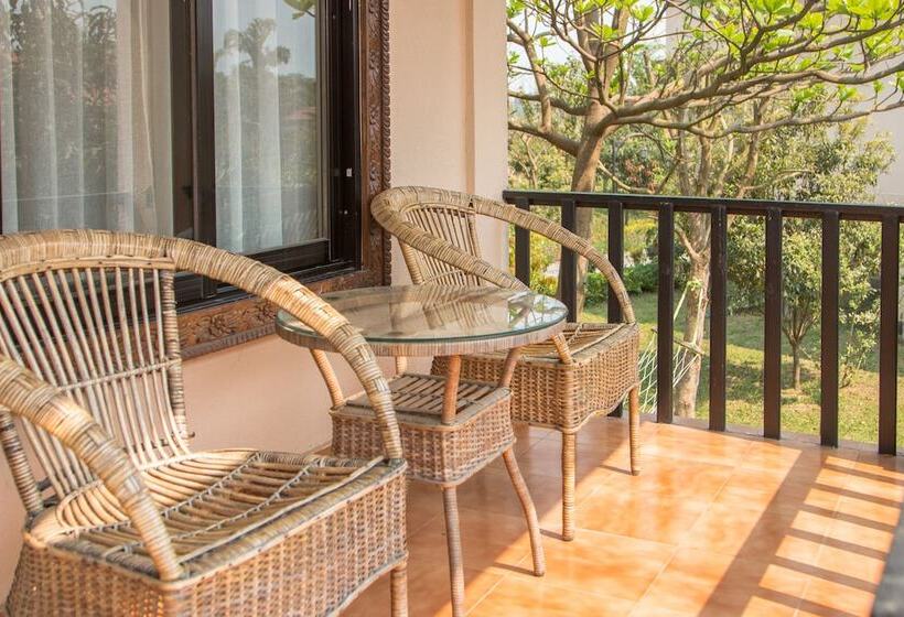 هتل Seven Limited