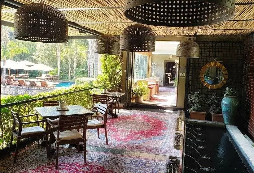 Отель The Residence