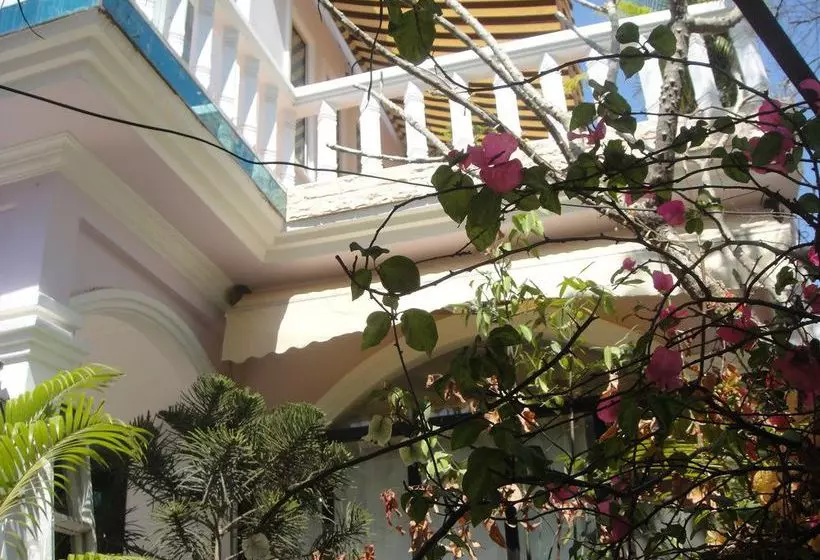 ホテル EOcambo Villa