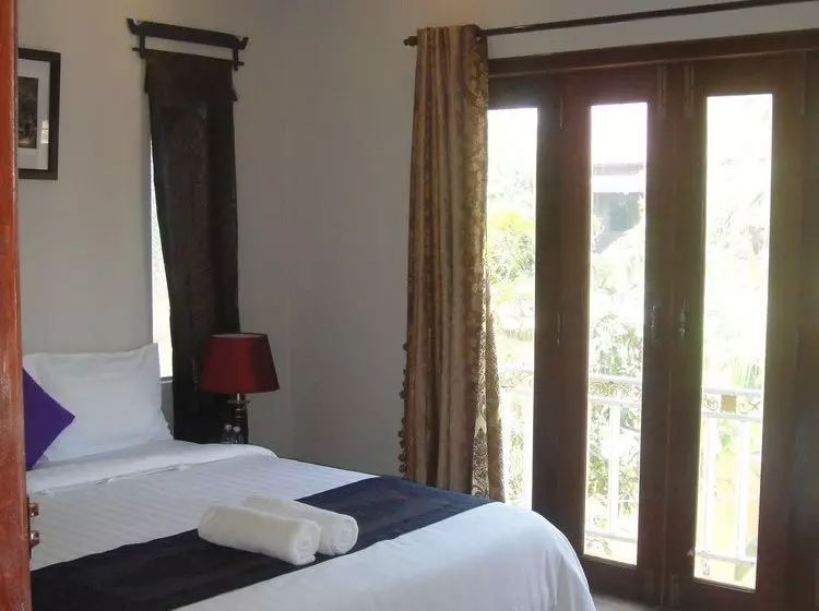 ホテル EOcambo Villa