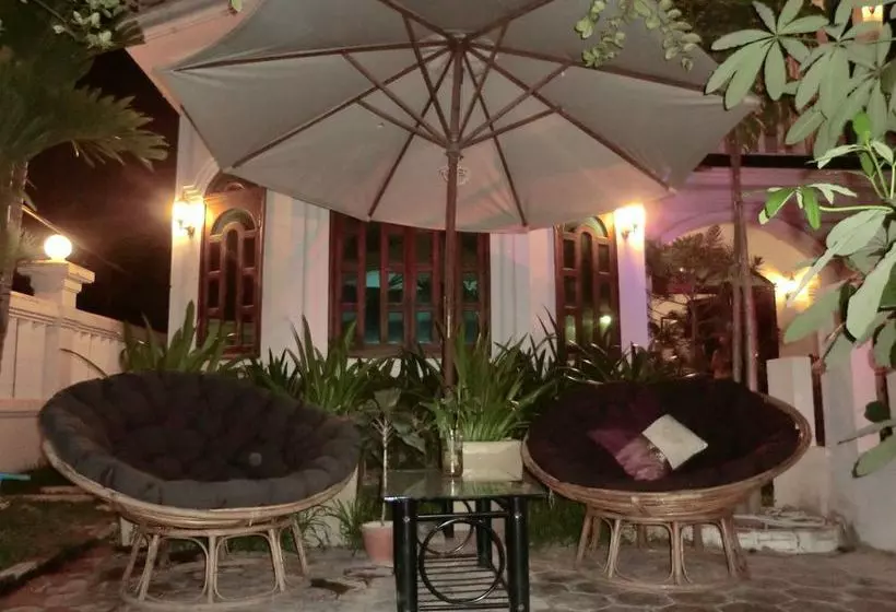 ホテル EOcambo Villa