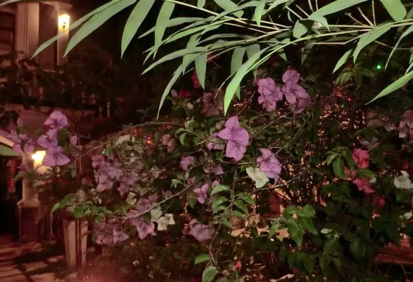 ホテル EOcambo Villa