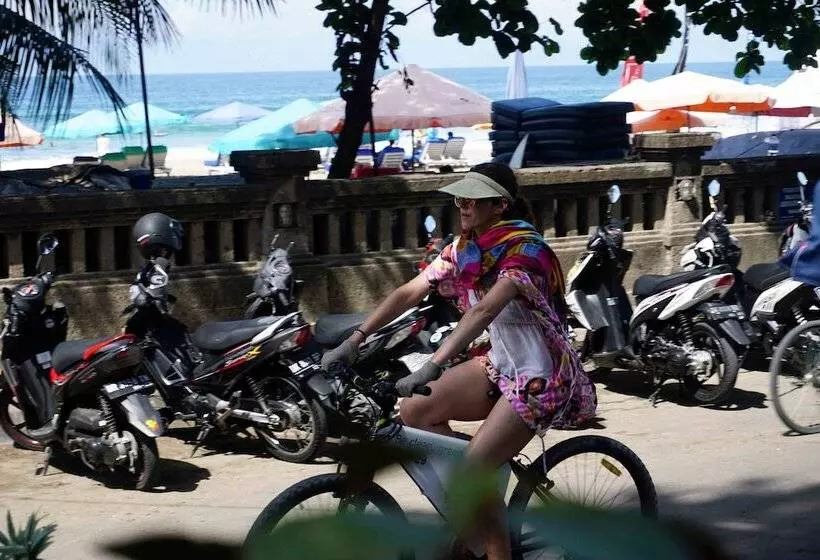 هتل Uno Bali Inn