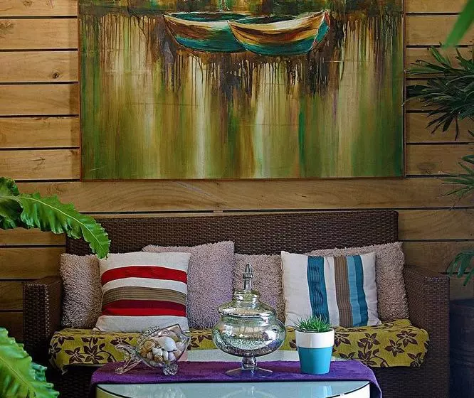 Island’s Leisure Boutique Hotel & Spa