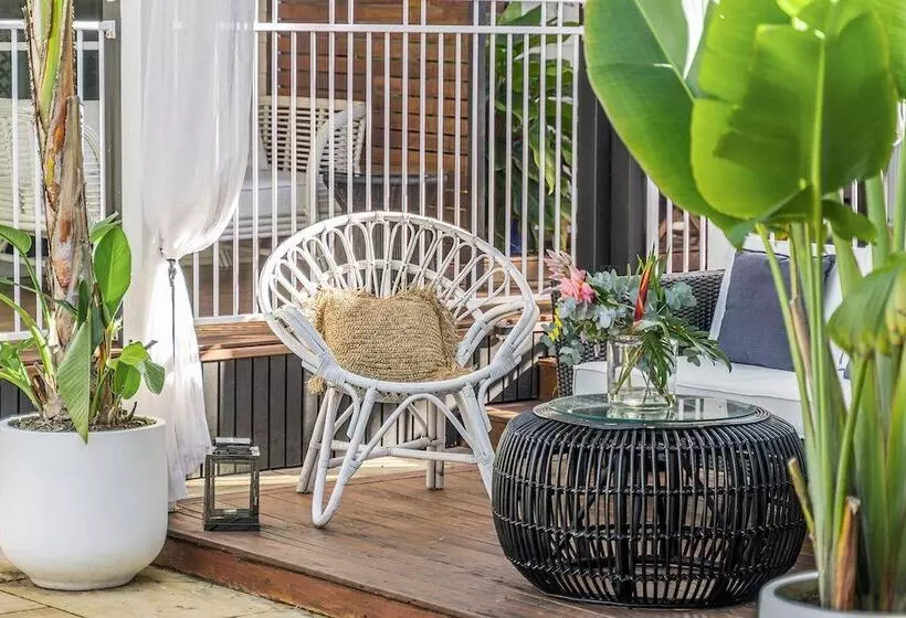 膳宿费 Azur Byron Bay