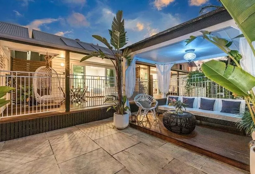 膳宿费 Azur Byron Bay