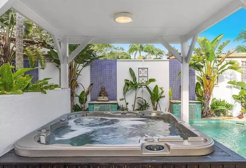 膳宿费 Azur Byron Bay