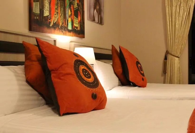 פנסיון Milkwood Mansion