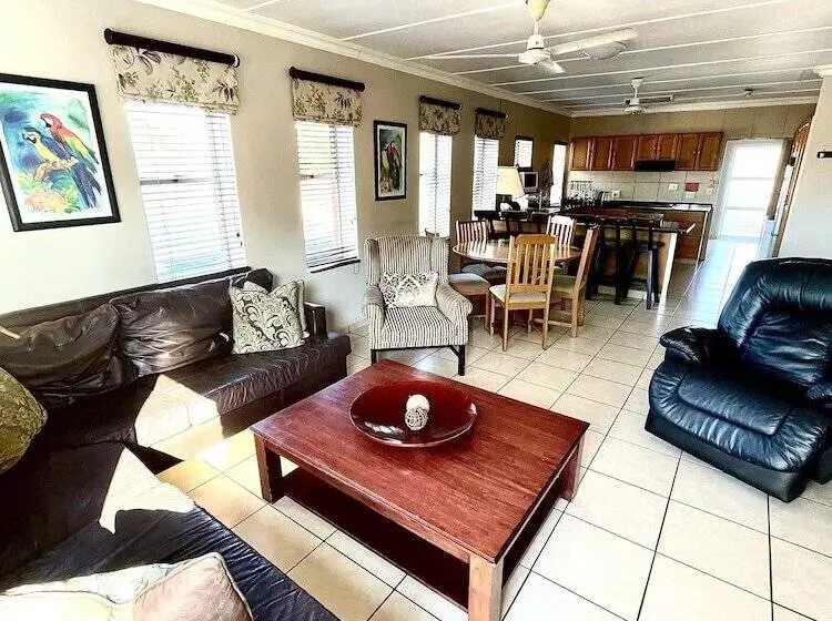 Perna Perna Lodge St Lucia