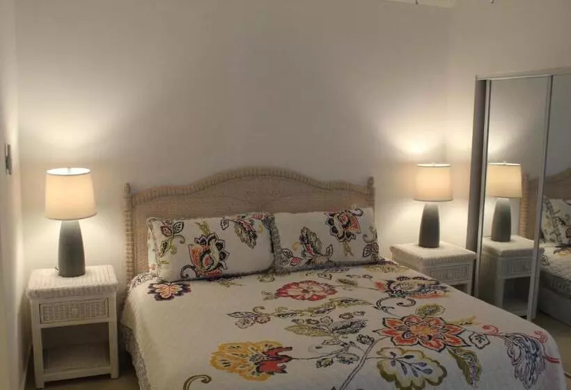 The Horny Toad Guest House