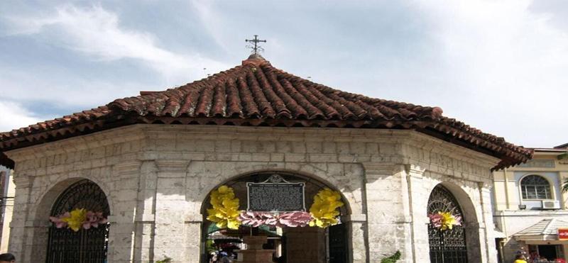 Tropical Breeze Hostel  Cebu Center